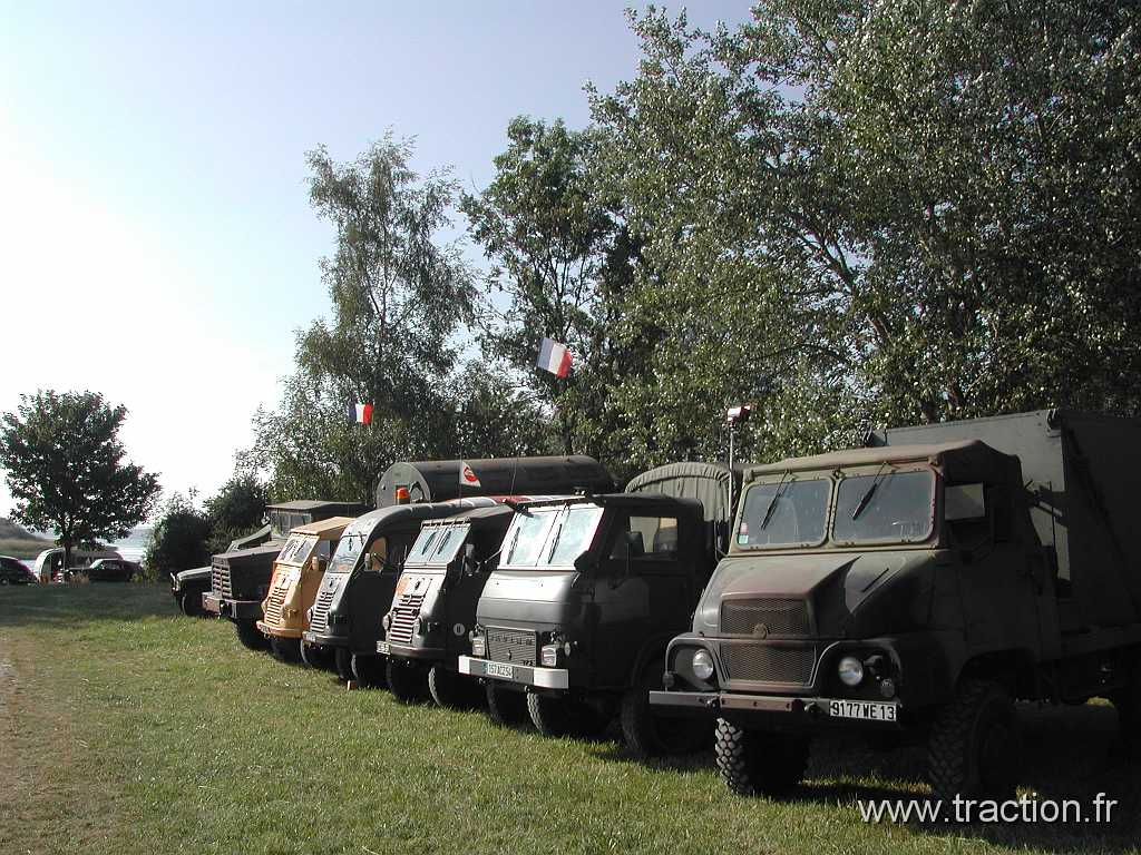 2014_Madine (8).JPG - 29ème Retro Meus'Auto au Lac de Madine, les véhicules militaires